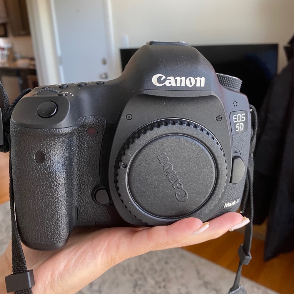 Canon 5D Mark 3 (III) in perfect condition